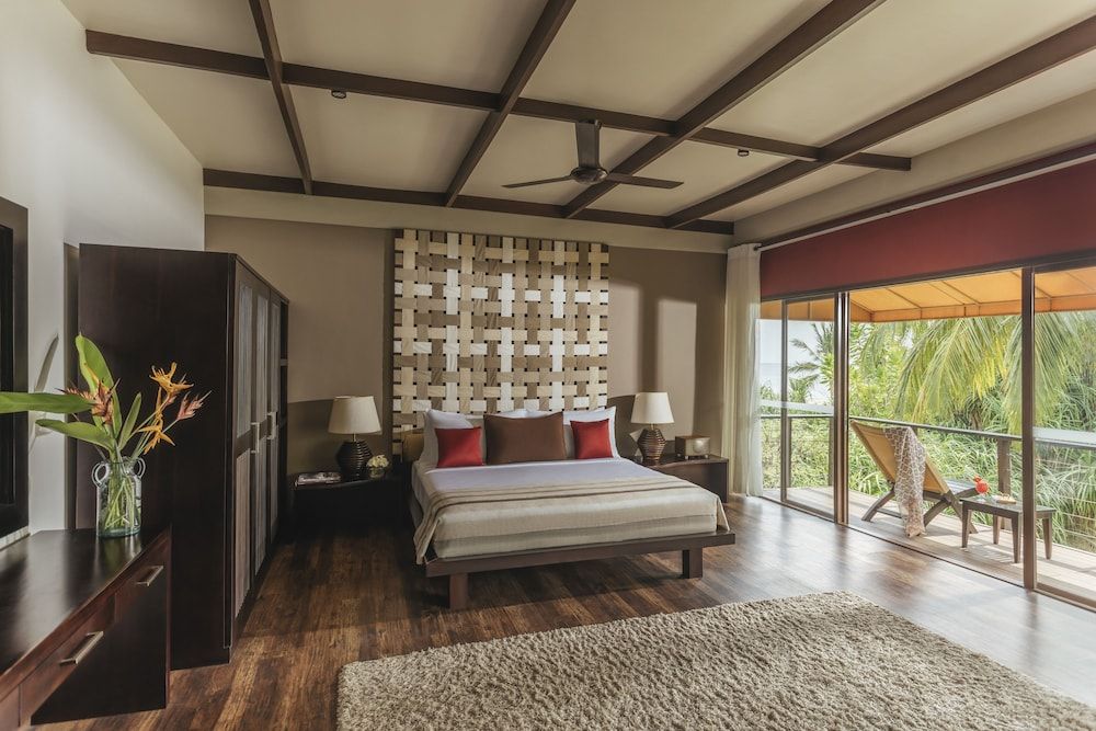 Uga Bay - Pasikuda Beach Villa 7