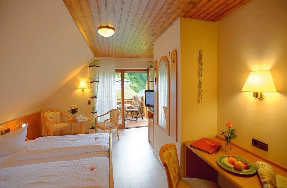 Double Room, Balcony