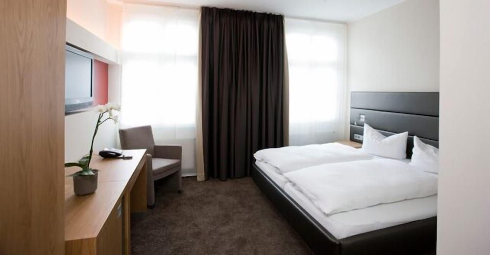 Hotel Gräfrather Hof Double Room 3