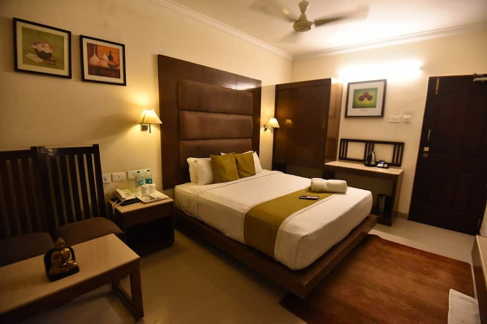 Deluxe Double Bed