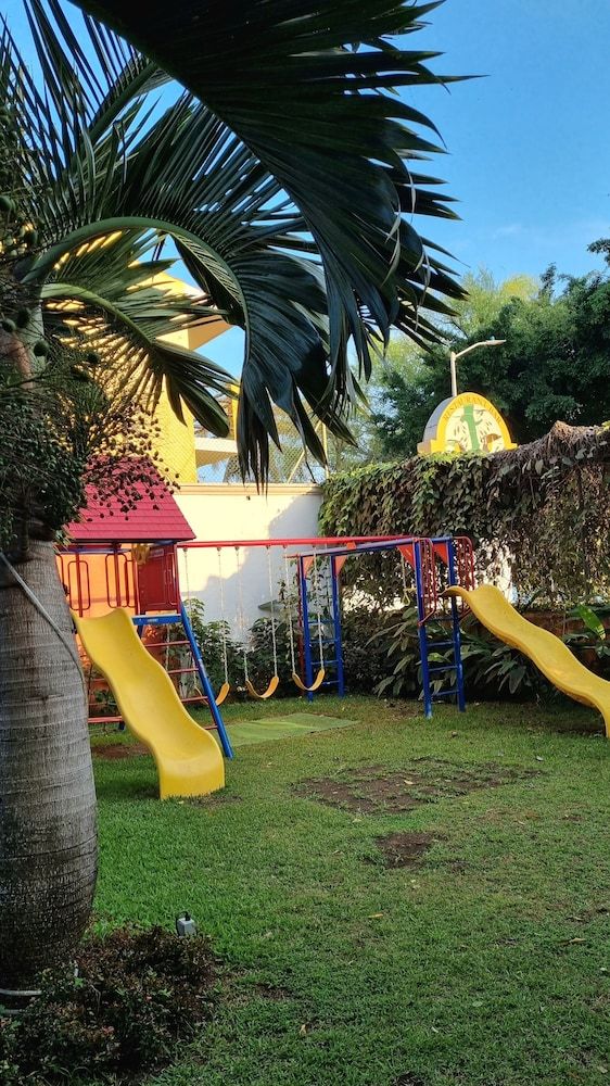 Hotel Playa Cristal