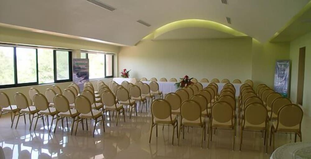 Hotel Playa Cristal