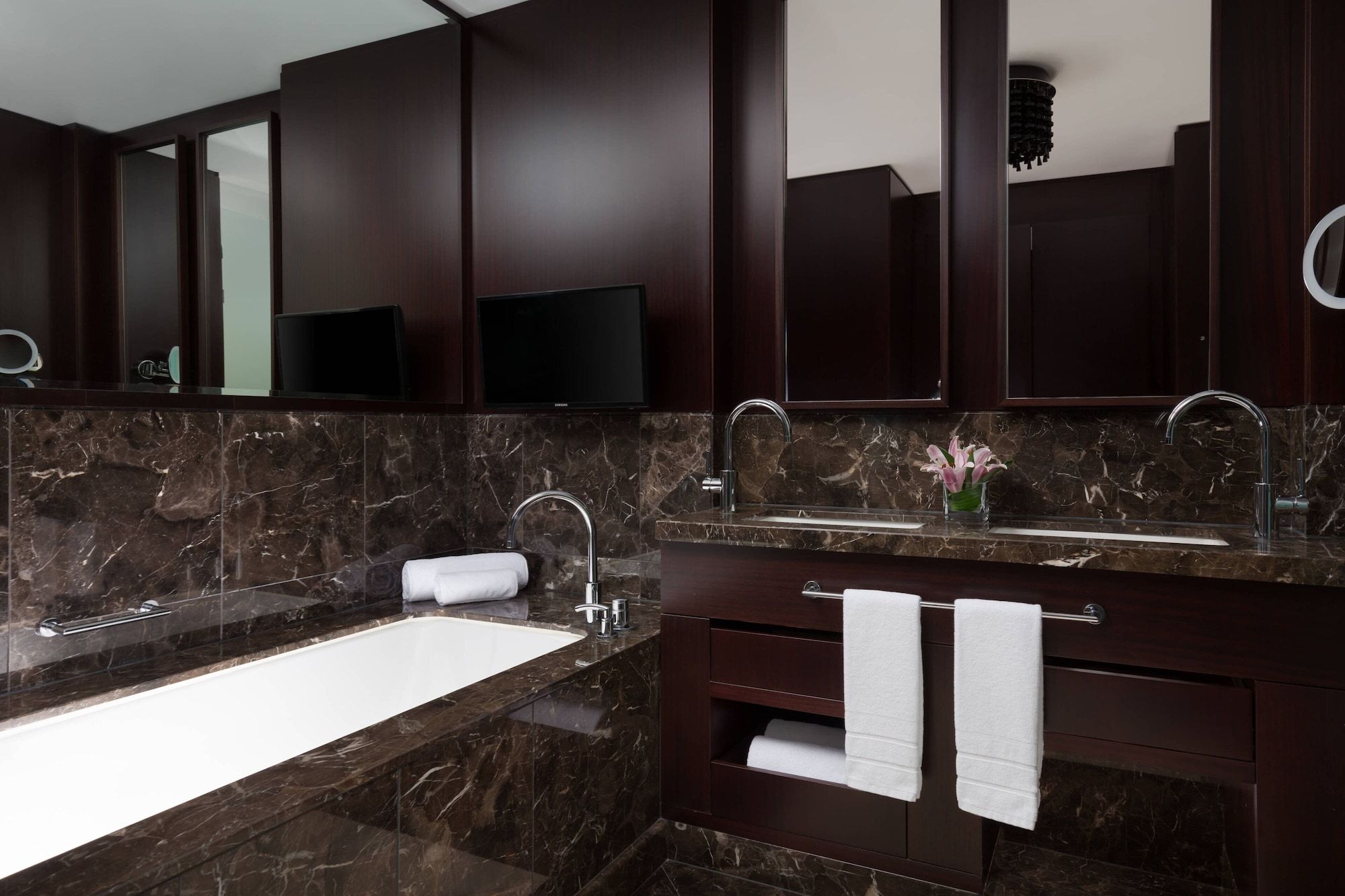 undefined The Ritz-Carlton, Almaty 10