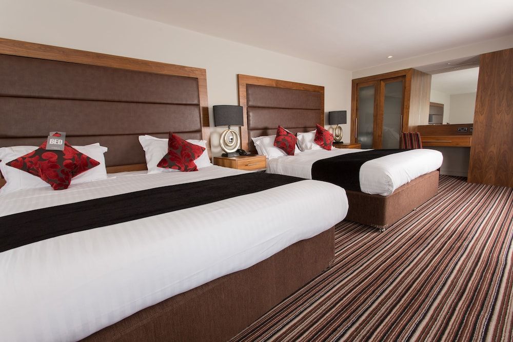 Sketchley Grange Hotel & Spa Contemporary Executive Twin Room 3