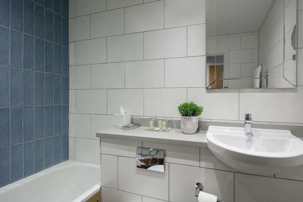 Sketchley Grange Hotel & Spa Classic Double Room 3