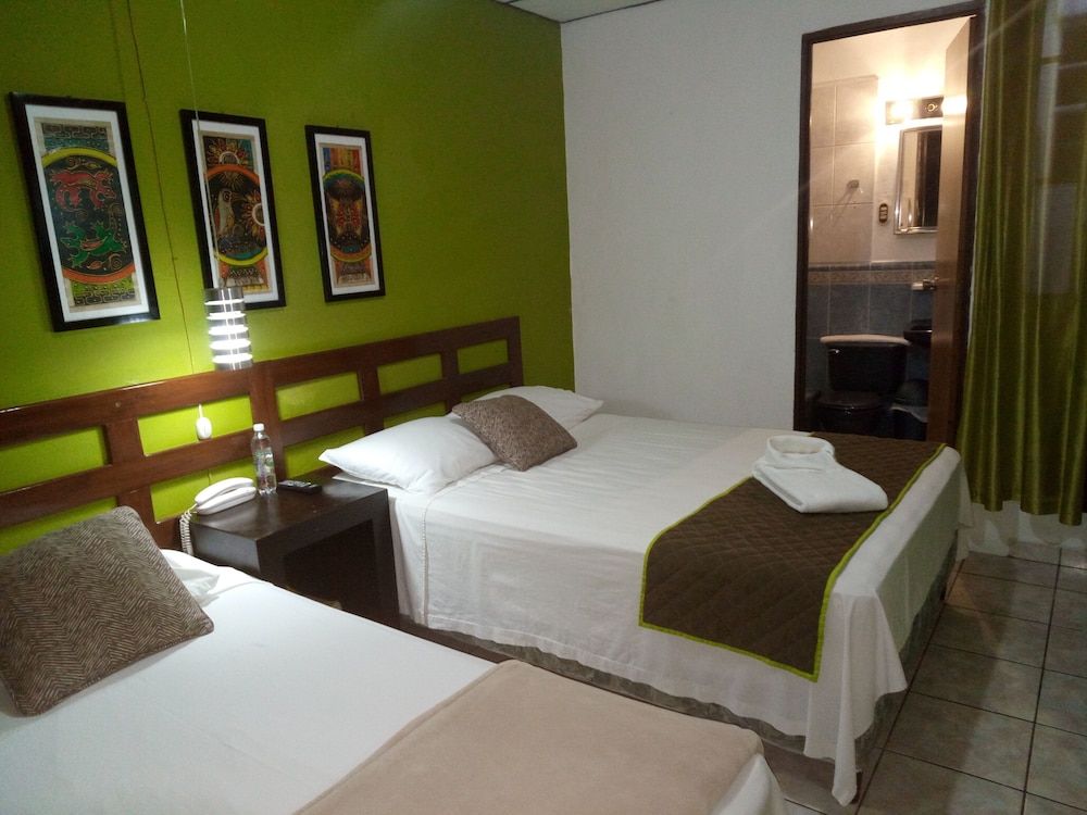 Hotel Tazumal House Double Room 7