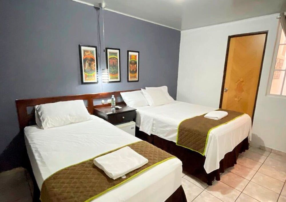 Hotel Tazumal House Double Room 26
