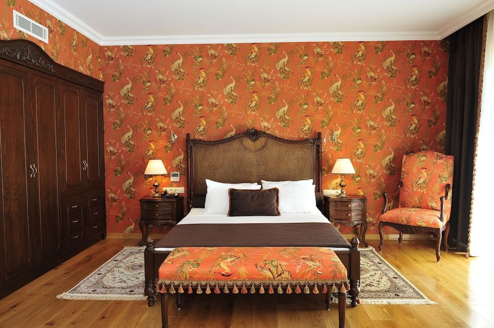 Junior Double Room