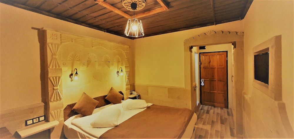 Ciner Hotel Standard Double or Twin Room 13