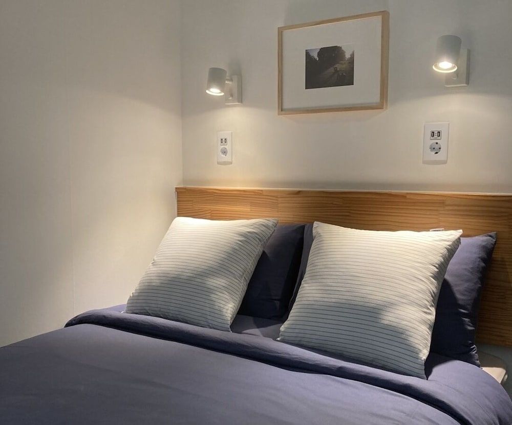 undefined Hostel Beige 2nd 5