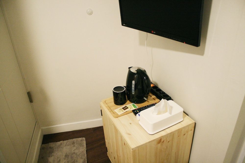 undefined Hostel Beige 2nd 9