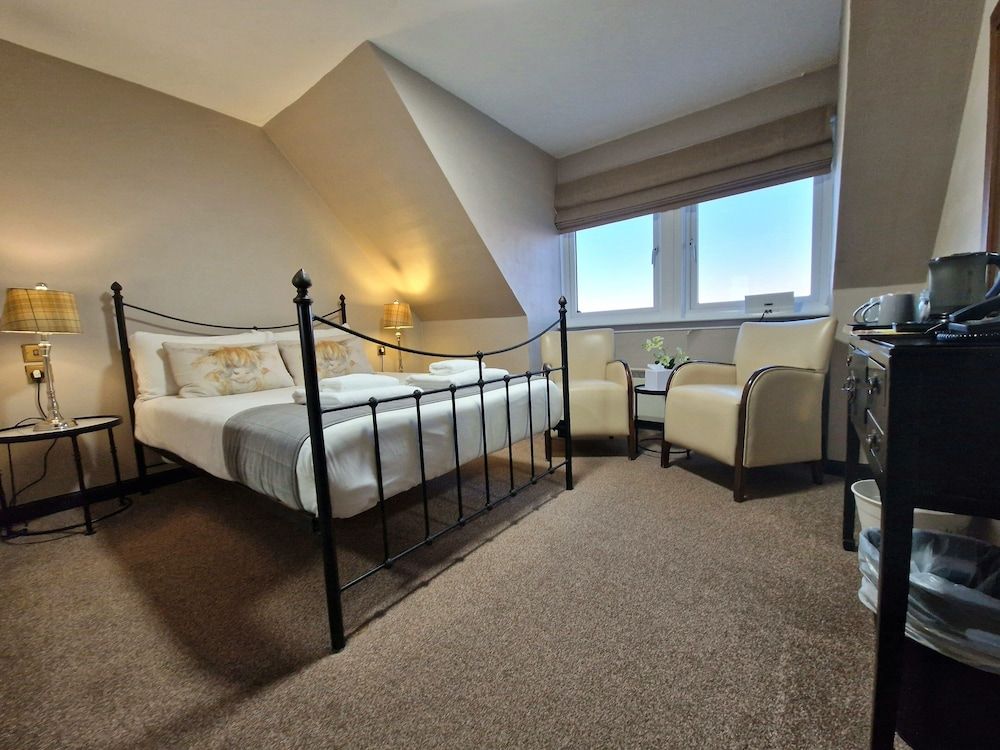 West Highland Hotel Classic Double Room 2