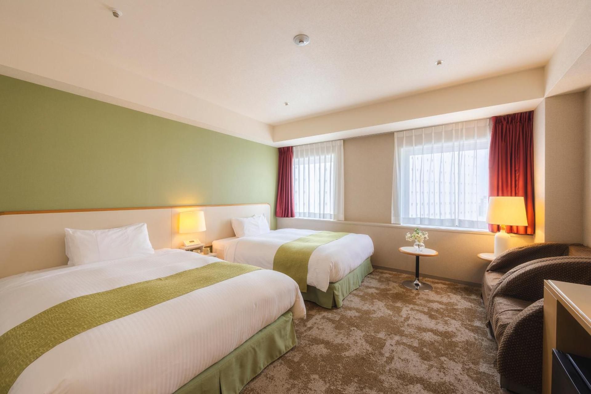 Standard Twin Room (2 Double Beds) - Non-Smoking