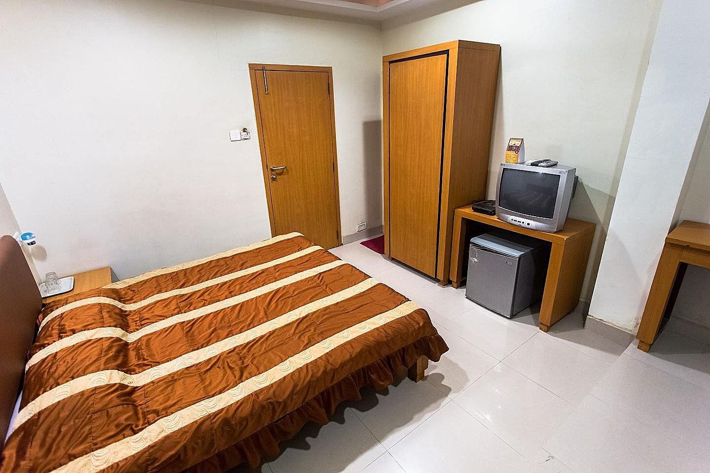 Hotel Bandra residency DELUXE ROOM 3
