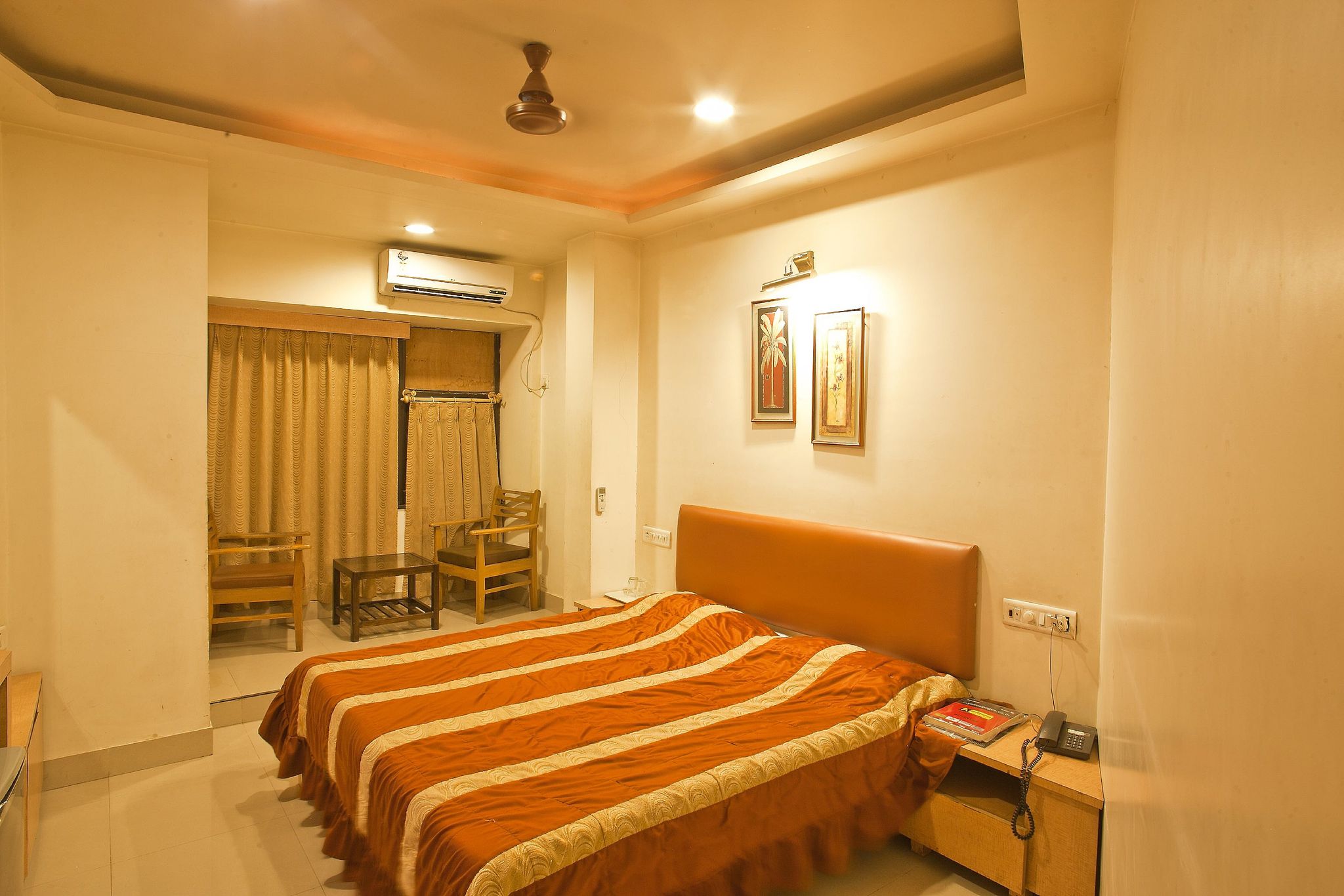 Hotel Bandra residency DELUXE ROOM 2