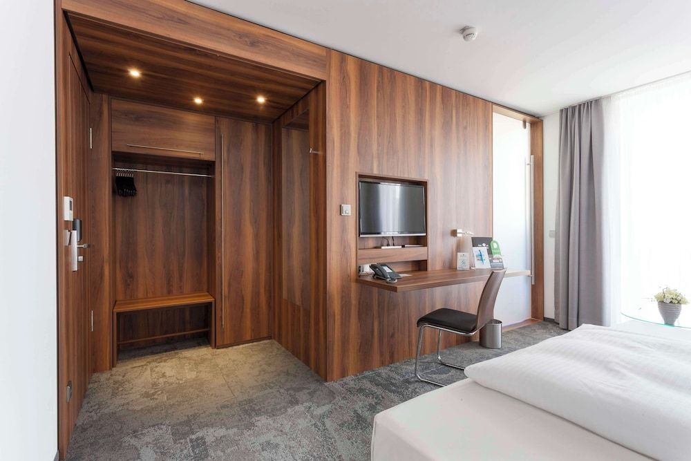 Best Western Hotel am Europaplatz Executive Room, 1 Double Bed (Converts to 2 Twin Beds) 7