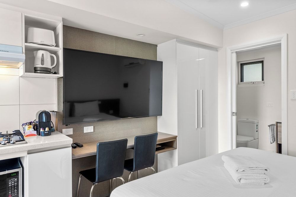 Discovery Parks - Perth Airport Deluxe Studio Room 4