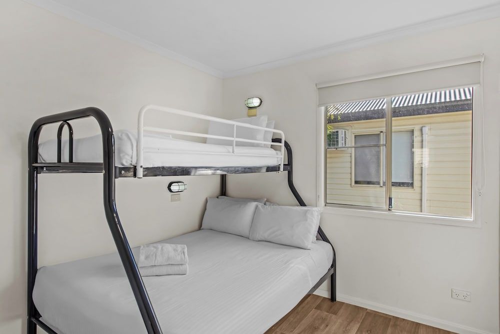 Discovery Parks - Perth Airport Standard 2 Bedroom Cabin