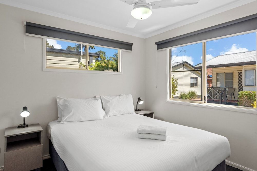 Discovery Parks - Perth Airport Superior 2 Bedroom Cabin