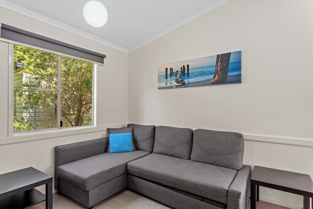 Discovery Parks - Perth Airport Superior 2 Bedroom Cabin 4