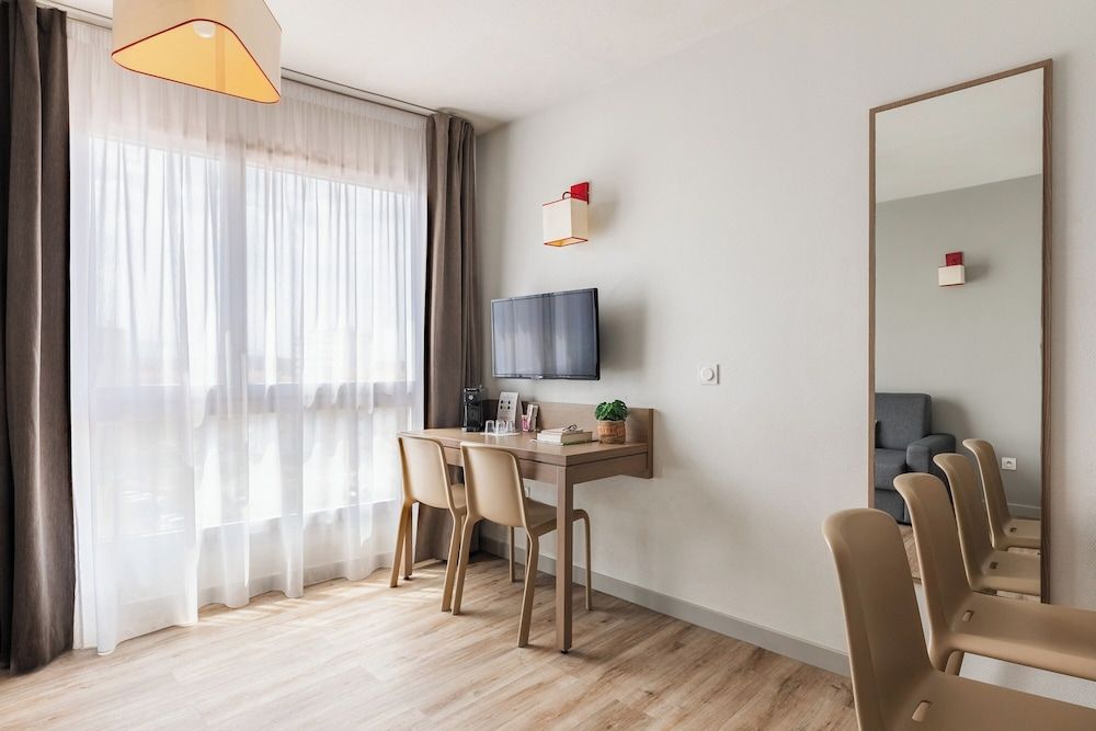 Appart'City Confort Perpignan Centre Gare Apartment 4