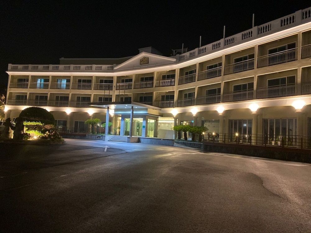 undefined AVA Hotel Jeju Hamdeok 7