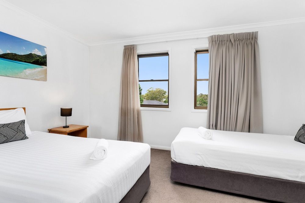 Peninsula Nelson Bay Motel and Serviced Apartments 3 Bedroom Apartment 2