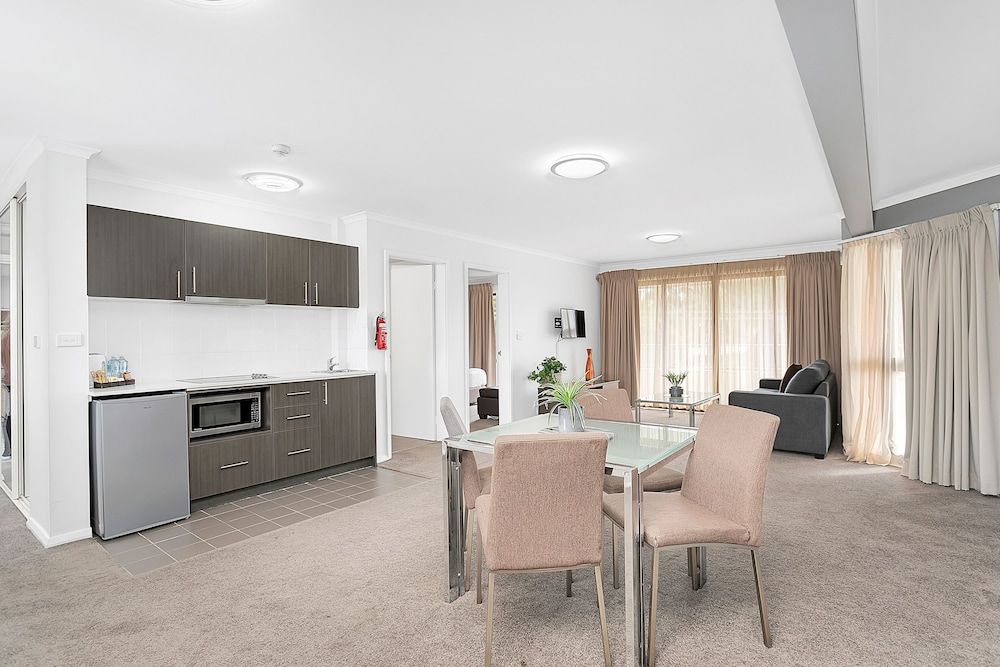 Peninsula Nelson Bay Motel and Serviced Apartments Superior Spa Suite 3