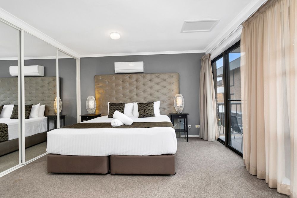 Peninsula Nelson Bay Motel and Serviced Apartments 3 Bedroom Apartment 3
