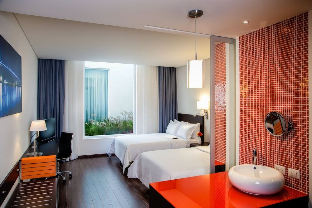 undefined Fiesta Inn Plaza Central Aeropuerto