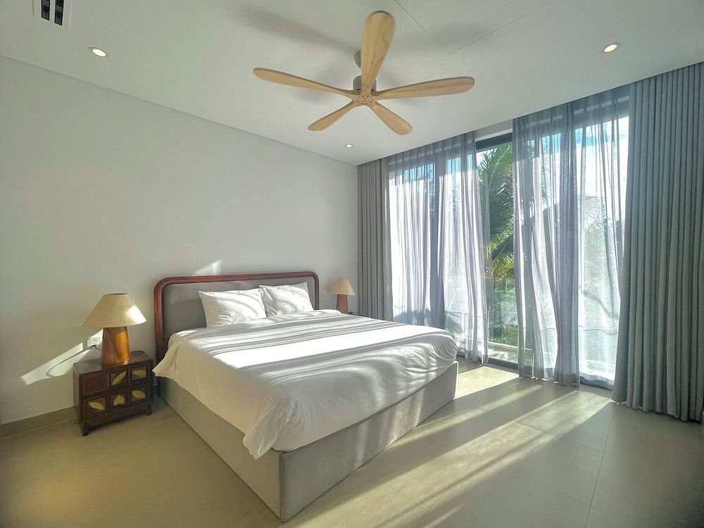 Superior Riverfront Pool Villa