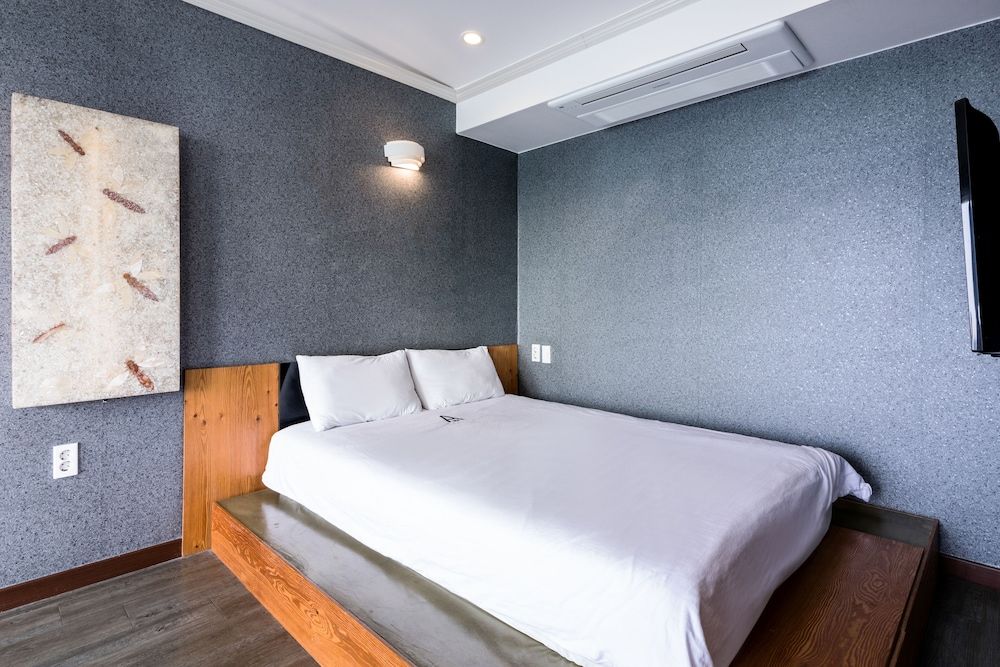 Aqua BEAutique Double Room, Private Pool, Ocean View 3