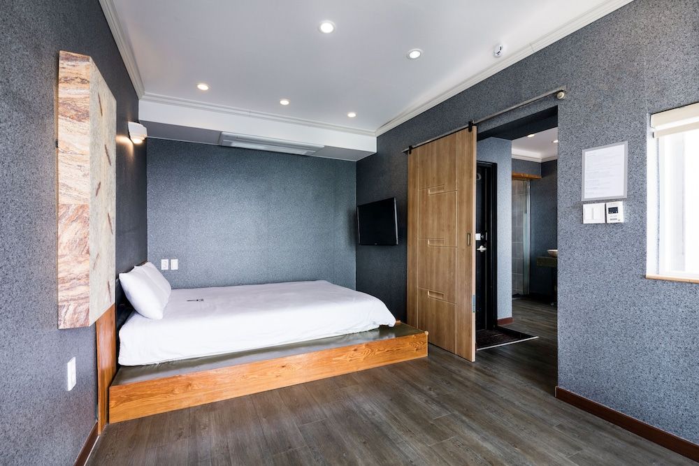 Aqua BEAutique Double Room, Private Pool, Ocean View 2