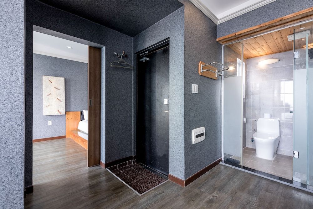 Aqua BEAutique Double Room, Private Pool, Ocean View 11