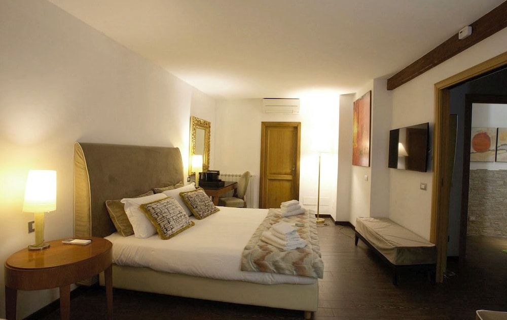 undefined St. Peter' Six Rooms & Suites 10