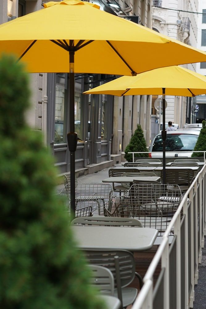 undefined Globe et Cecil Hôtel 2