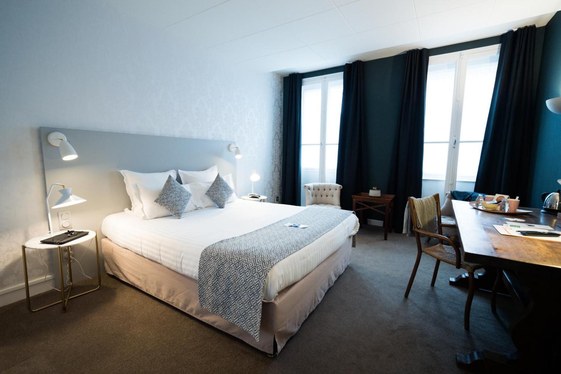 undefined Globe et Cecil Hôtel 3