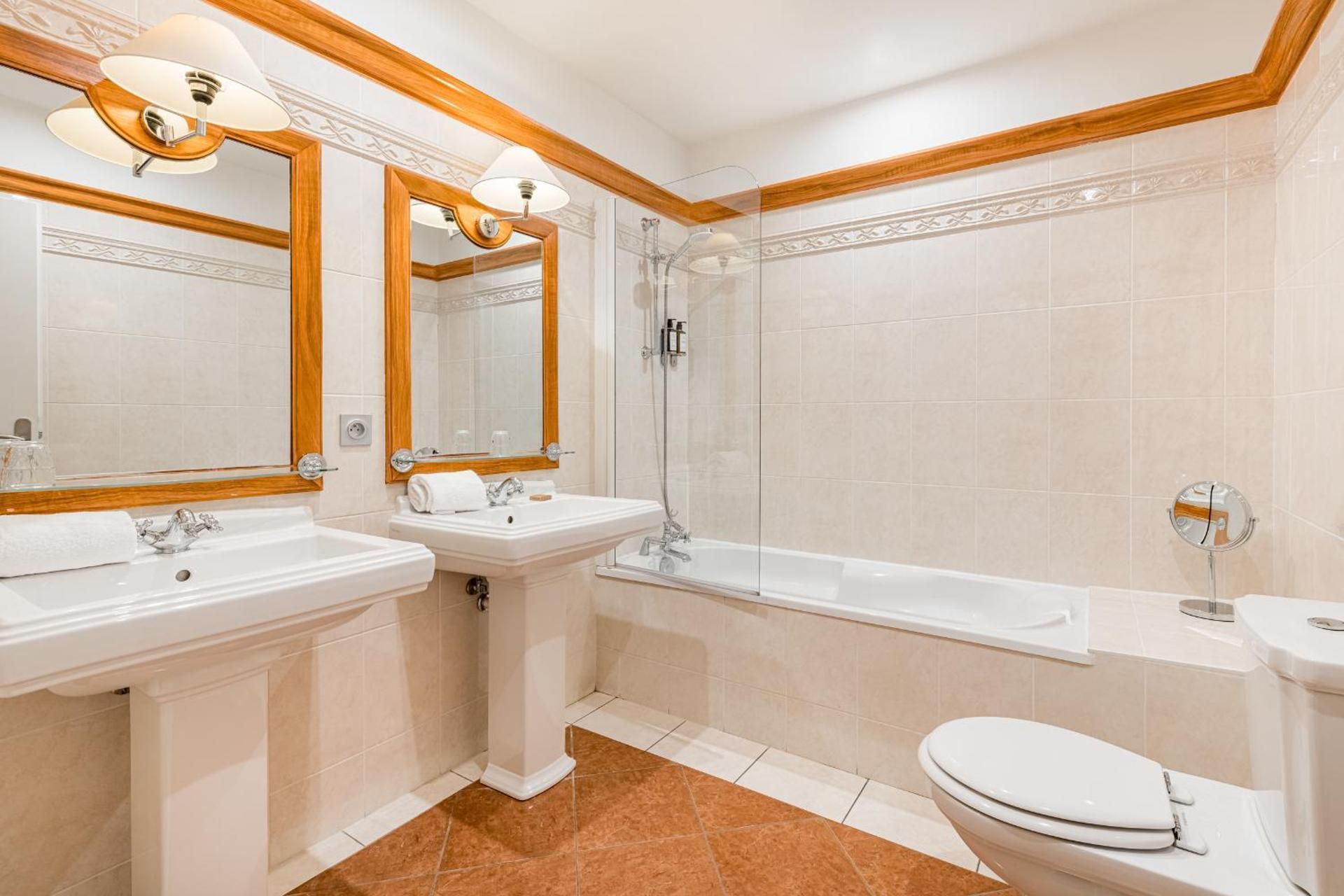 Triple Room with Bath