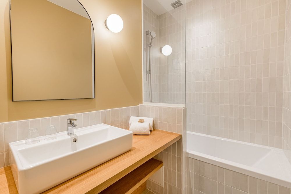 undefined Globe et Cecil Hôtel 9