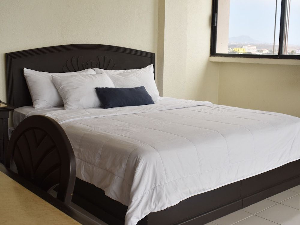 Hotel Corona Plaza Suite, Ocean View