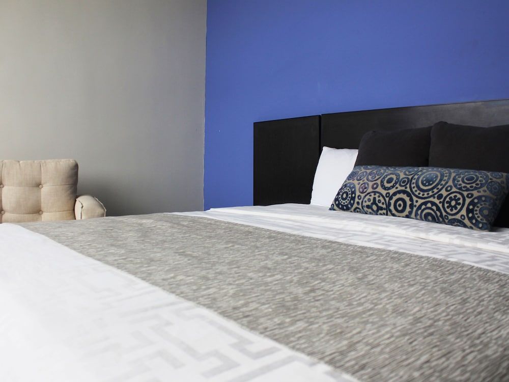 Premium Single Room