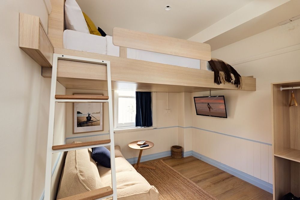 Private Premium Ensuite Loft