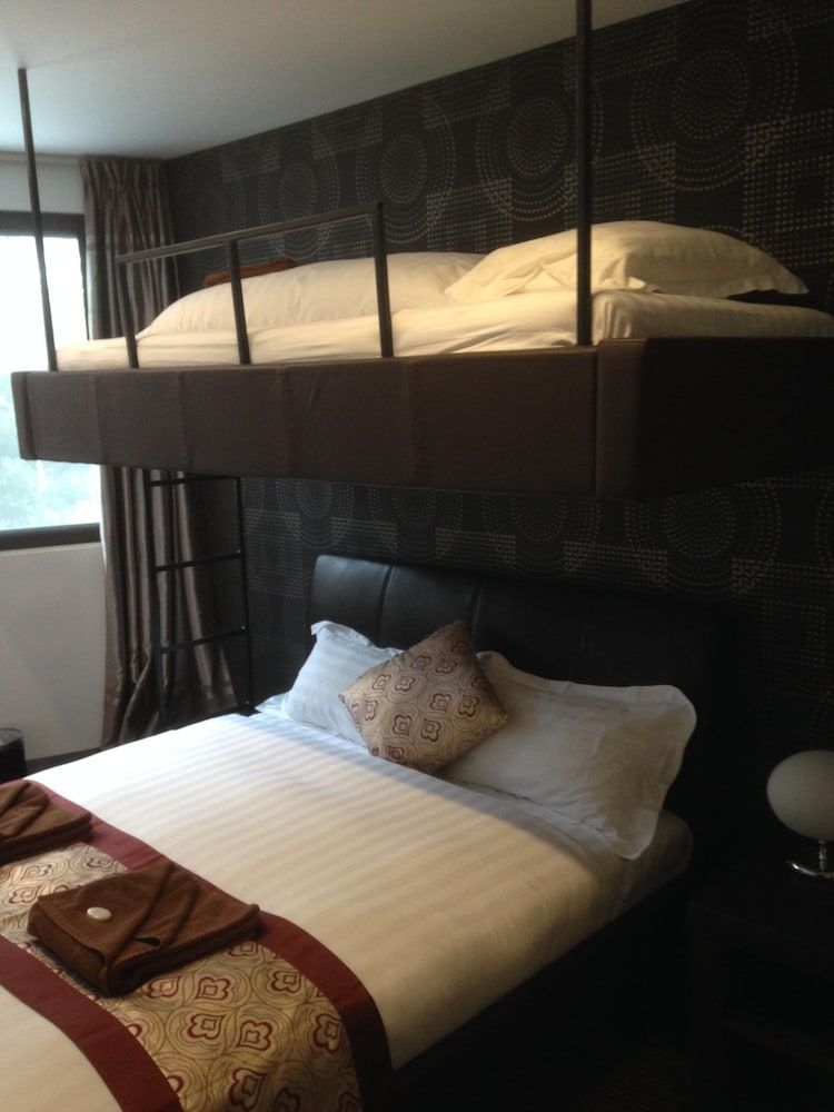 Triple Balcony Room