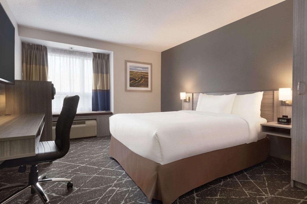 Economy Room, 1 Queen Bed, Non Smoking