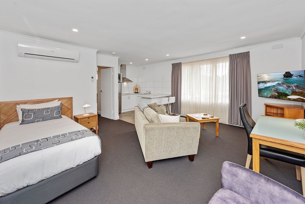 Fawkner Executive Suites & Serviced Apartments Superior Apartment 2