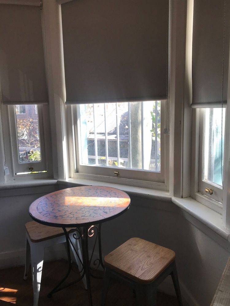 Highfield Hotel Triple Ensuite Room 2