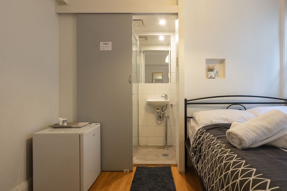 Highfield Hotel Double Ensuite Room 3