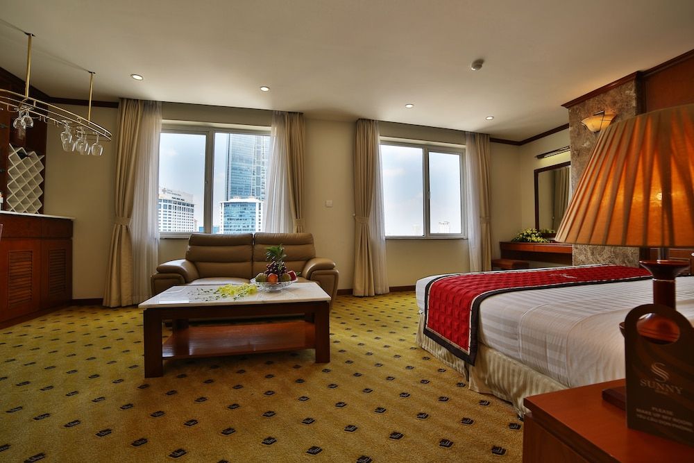undefined Sunny Hotel 1 6