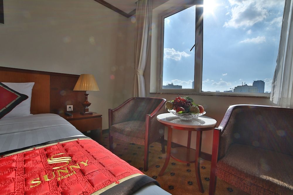 undefined Sunny Hotel 1