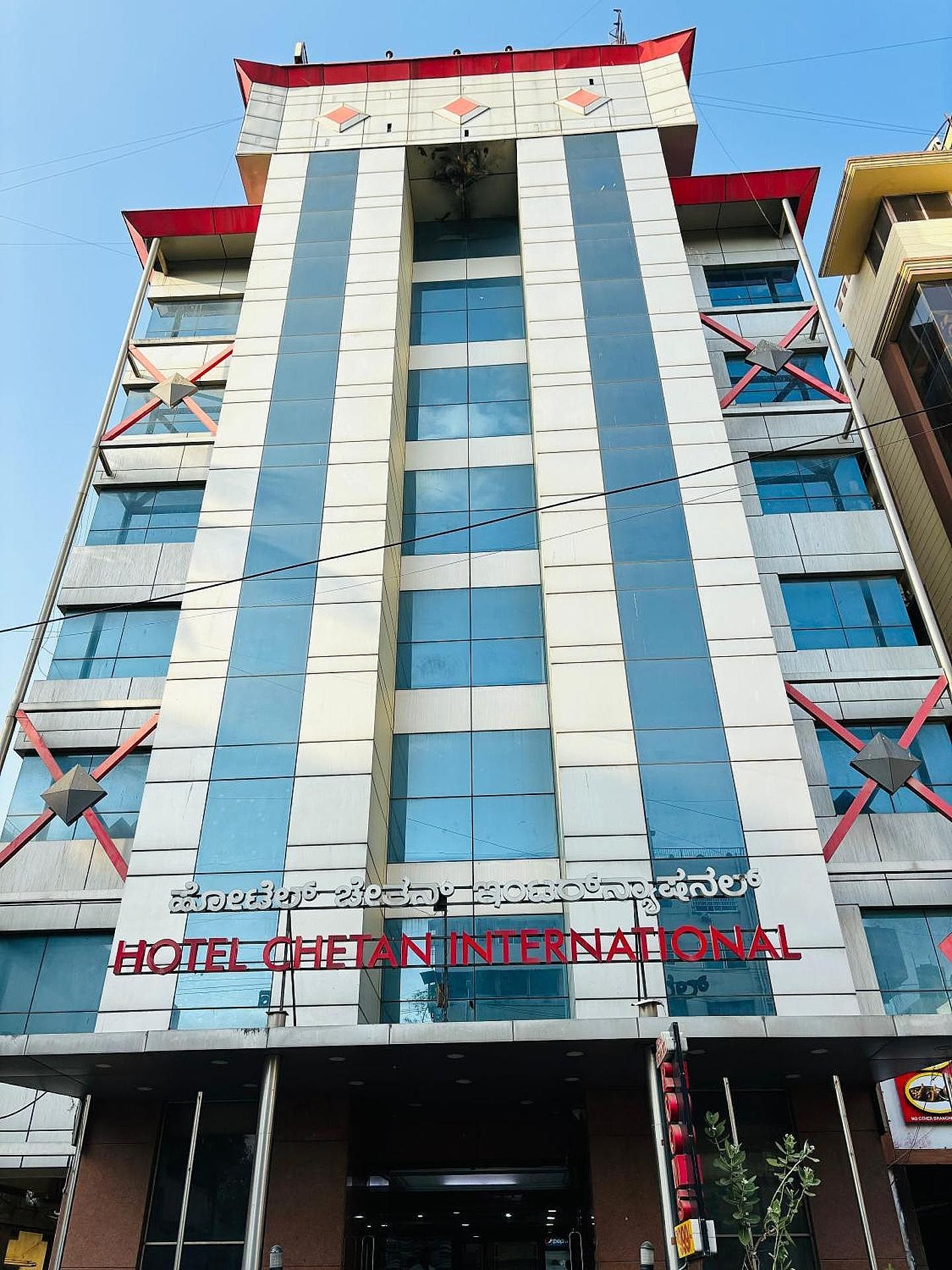 Hotel Chetan International